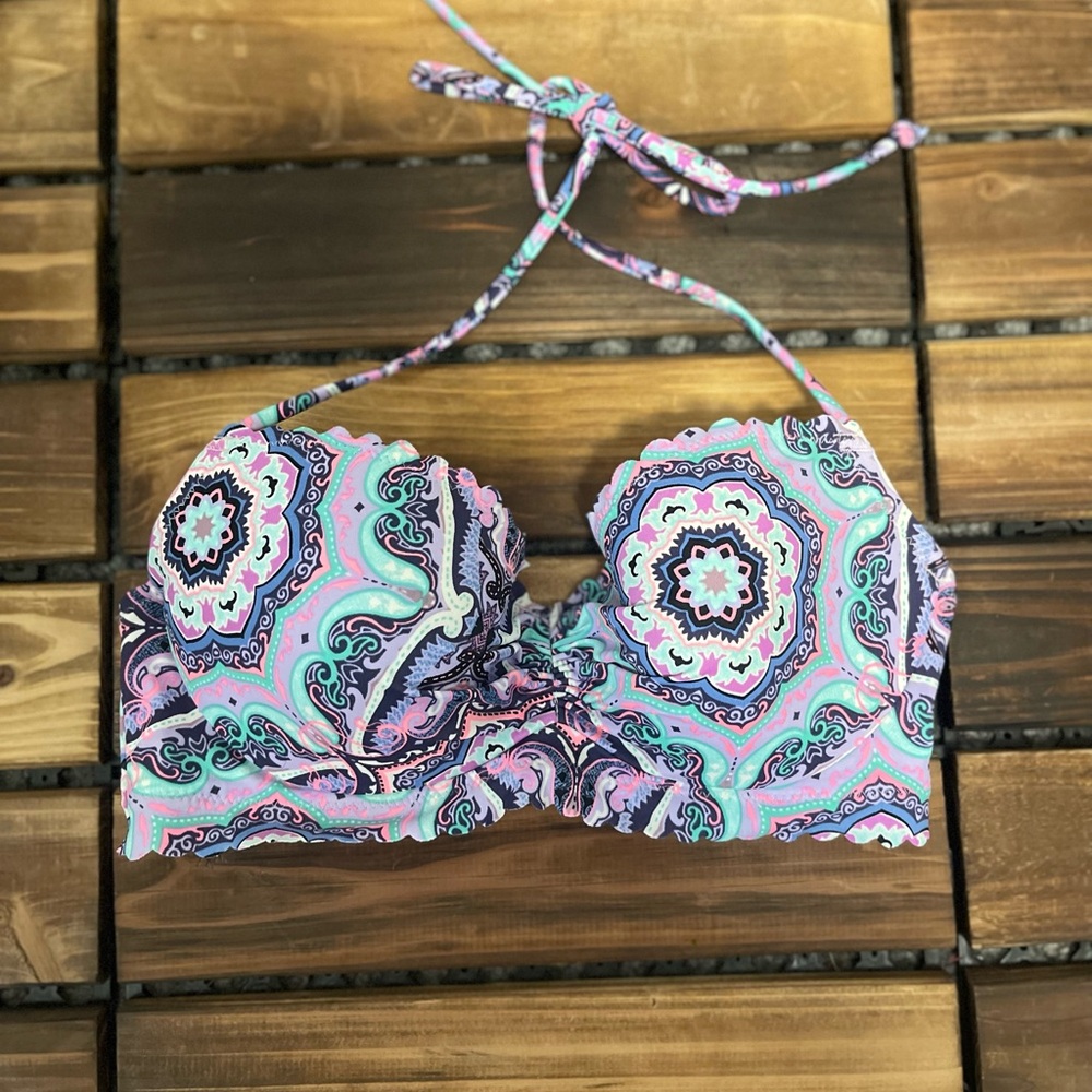Victoria’s Secret Colorful Paisley Bikini Top 32C
